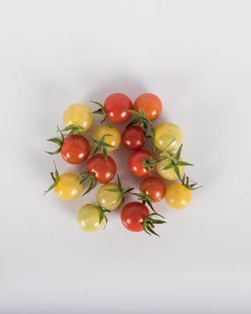 Tomatoes-Currant-Mixed-Isolated